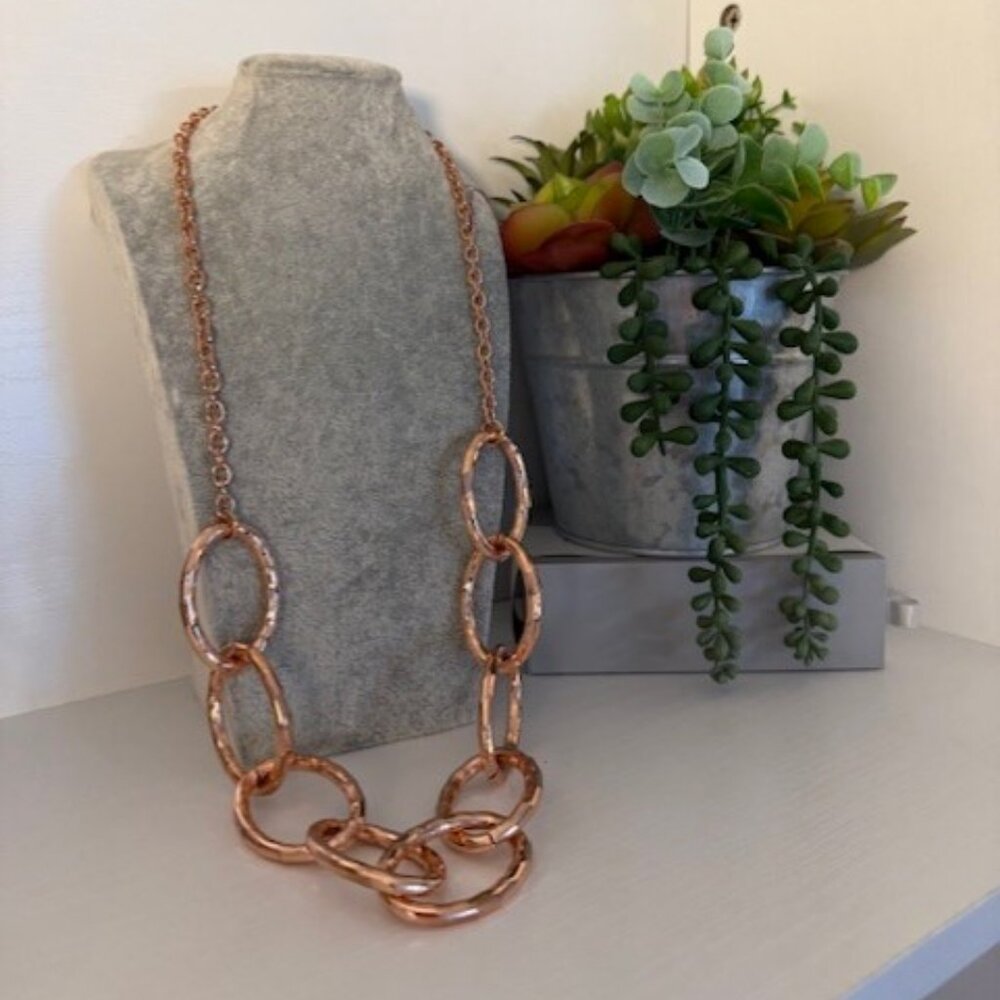 Park Lane "EnVogue" Necklace – Bold Rose Gold Statement Jewelry
